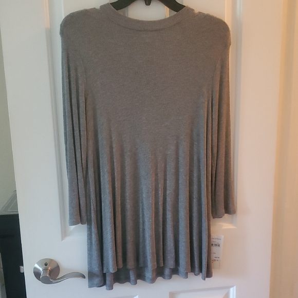 Ten Sixty Sherman Heather Gray Tunic Top - Picture 1 of 5